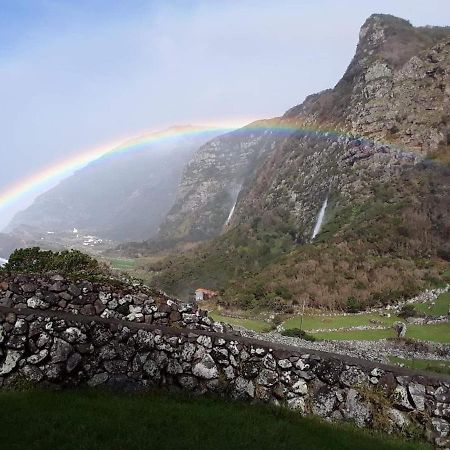 Villa Casas Da Cascata Lajes das Flores Esterno foto