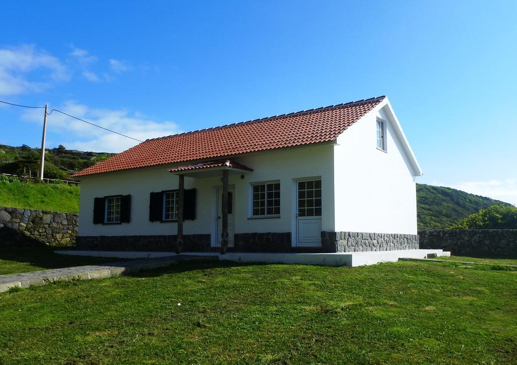 Villa Casas Da Cascata Lajes das Flores Camera foto